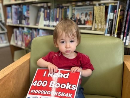 Leo has read 400 books