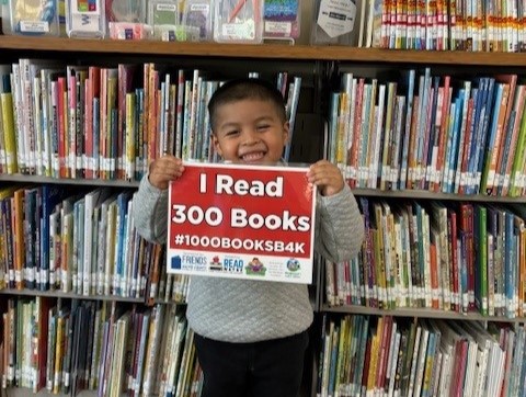 Gael has read 300 books.