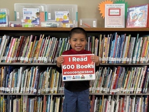 Gael has read 600 books.